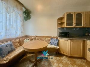 Pronájem bytu 3+1, Teplice, Doubravická, 67 m2