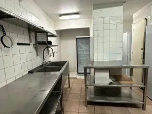 Pronájem restaurace, Praha - Žižkov, Jeseniova, 117 m2