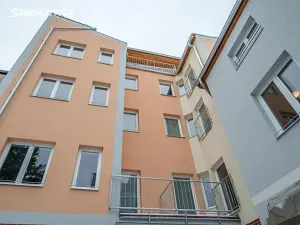 Pronájem bytu 1+kk, Praha - Hlubočepy, Na Zlíchově, 14 m2