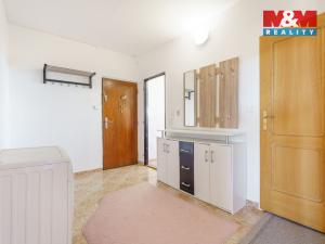 Prodej bytu 3+1, Karlovy Vary - Stará Role, Dvořákova, 83 m2