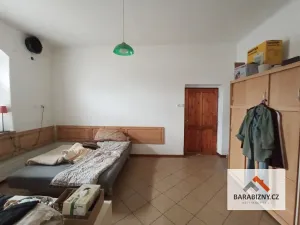 Prodej obchodního prostoru, Dvůr Králové nad Labem, 400 m2