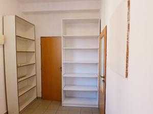 Pronájem obchodního prostoru, Pelhřimov, U Rendlíku, 75 m2