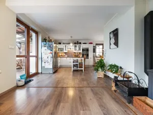 Prodej rodinného domu, Sulice, Rovná, 165 m2