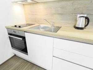 Pronájem bytu 1+kk, Praha - Libeň, Kurta Konráda, 33 m2