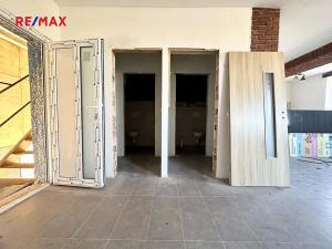 Prodej obchodního prostoru, Jindřichův Hradec, 150 m2