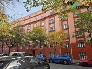 Pronájem bytu 3+kk, Praha - Holešovice, Na Maninách, 70 m2