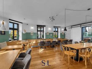 Prodej ubytování, Osečná, Svatovítské náměstí, 1005 m2