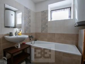 Pronájem rodinného domu, Uhlířské Janovice, 107 m2