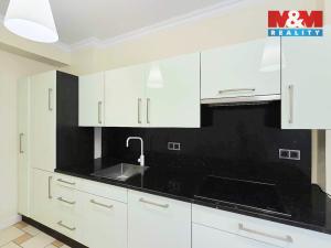 Prodej bytu 3+1, Praha - Dejvice, Mydlářka, 105 m2