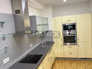 Pronájem bytu 2+kk, Praha - Smíchov, Na Zatlance, 67 m2