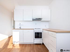 Pronájem bytu 2+1, Hradec Králové - Březhrad, Březhradská, 54 m2