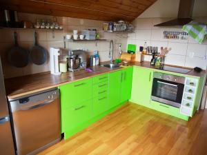 Pronájem bytu 2+kk, Plzeň, Bezová, 75 m2