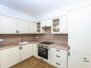 Pronájem bytu 2+kk, Praha - Jinonice, Pod stolovou horou, 58 m2