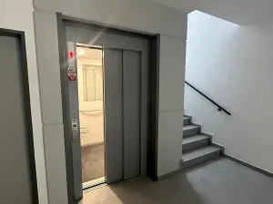 Prodej bytu 2+kk, České Budějovice, Štítného, 90 m2