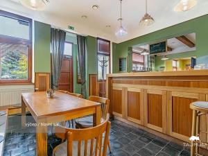 Prodej restaurace, Rokycany, Sokolská, 413 m2