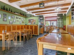 Prodej kanceláře, Rokycany, Sokolská, 413 m2