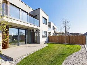 Pronájem rodinného domu, Praha - Malešice, Dubského, 166 m2