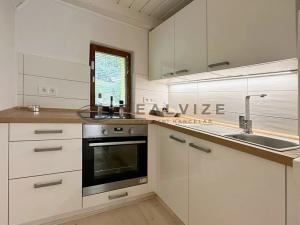 Prodej chaty, Strážkovice, 190 m2