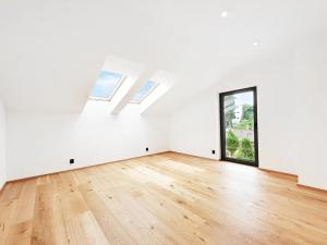 Prodej rodinného domu, Praha - Horní Počernice, Bříšťanská, 218 m2