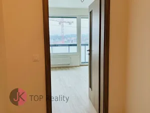 Pronájem bytu 1+kk, Praha - Hloubětín, Kolbenova, 28 m2