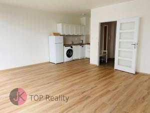Pronájem bytu 1+kk, Praha - Strašnice, Vinohradská, 41 m2