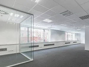 Pronájem kanceláře, Praha - Karlín, Thámova, 252 m2