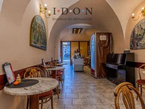 Prodej činžovního domu, Frýdek-Místek, Zámecké nám., 450 m2