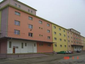 Pronájem skladu, Praha - Horní Počernice, F.V.Veselého, 835 m2