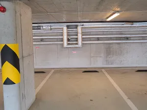 Prodej garážového stání, Praha - Libeň, Novovysočanská, 14 m2