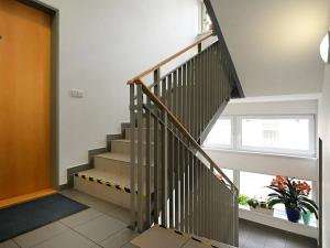 Pronájem bytu 3+kk, Praha - Kobylisy, Ke Stírce, 72 m2