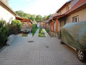 Prodej rodinného domu, Louny, 478 m2