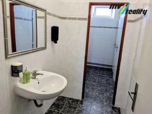 Pronájem kanceláře, Lysá nad Labem, Poděbradova, 23 m2