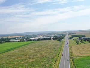 Prodej komerčního pozemku, Bystrovany, 3811 m2
