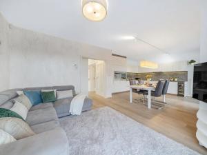 Prodej rodinného domu, Praha - Řeporyje, Ke Zbuzanům, 136 m2