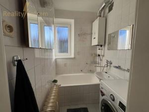 Prodej bytu 3+1, Ostrava, Šrobárova, 75 m2