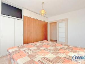 Prodej bytu 3+1, Bukovina nad Labem, 62 m2