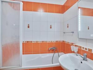 Pronájem bytu 3+kk, Praha - Chodov, Mikulova, 80 m2