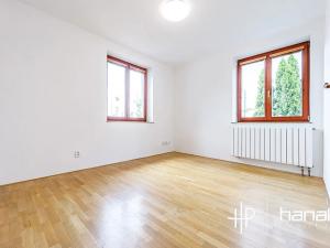 Prodej rodinného domu, Hněvotín, 240 m2