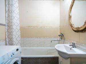 Prodej bytu 3+1, Trutnov, Slovenská, 56 m2