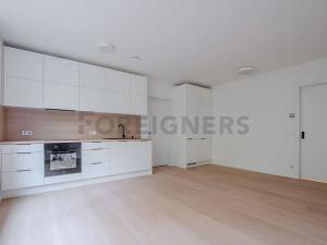 Pronájem bytu 2+kk, Praha - Libeň, Na Okrouhlíku, 52 m2