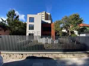 Pronájem bytu 2+kk, Praha - Libeň, Na Okrouhlíku, 52 m2