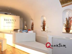 Pronájem kanceláře, Praha - Hradčany, Loretánské náměstí, 18 m2