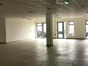 Pronájem obchodního prostoru, Klecany, V Honech, 200 m2