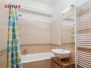 Pronájem bytu 3+kk, Praha - Holešovice, Přístavní, 74 m2