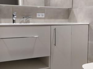 Pronájem bytu 1+kk, Praha - Stodůlky, Mukařovského, 34 m2