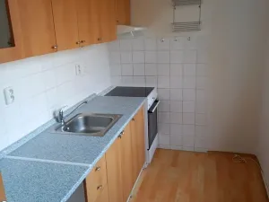Pronájem bytu 2+1, Milovice, Braniborská, 45 m2