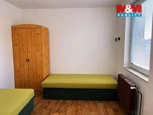 Prodej komerční nemovitosti, Libiš, 300 m2