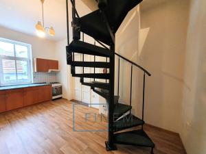 Pronájem bytu 3+kk, Kralupy nad Vltavou, Palackého nám., 75 m2