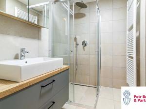 Pronájem bytu 2+kk, Kladno, Ke křížku, 48 m2