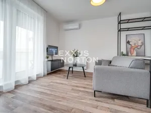 Pronájem bytu 1+kk, Praha - Strašnice, Zvěřinova, 39 m2